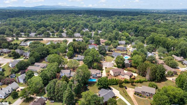 4 Brynhurst Court, Greenville, SC 29615