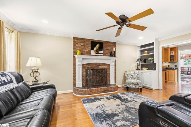 4 Brynhurst Court, Greenville, SC 29615