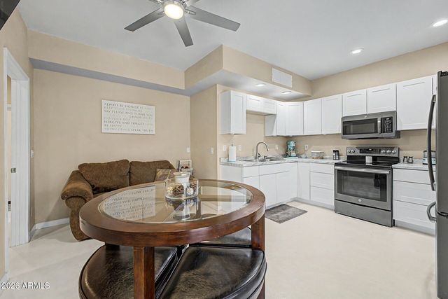 1465 N AVOCA --, Mesa, AZ 85207