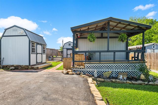 13236 Enchanted Vista, Willis, TX 77318