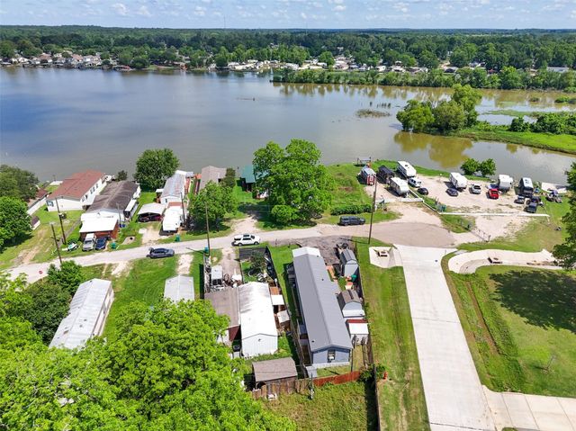 13236 Enchanted Vista, Willis, TX 77318