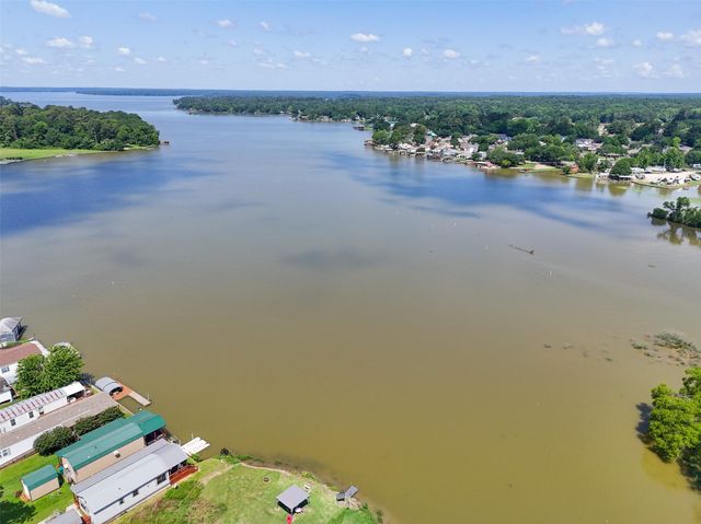 13236 Enchanted Vista, Willis, TX 77318