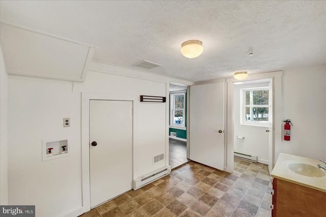 117 DRY TOP RD, Bellefonte, PA 16823