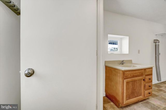 117 DRY TOP RD, Bellefonte, PA 16823