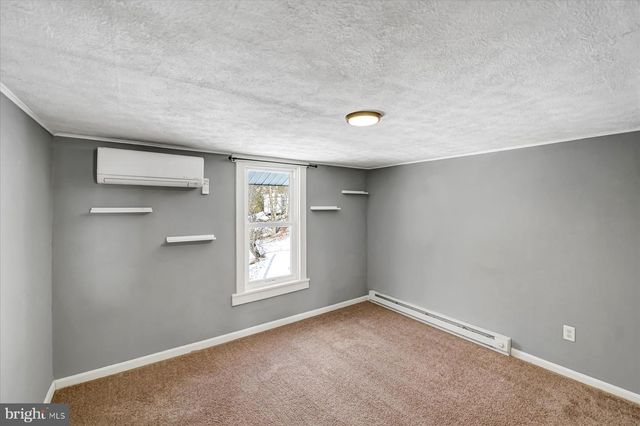 117 DRY TOP RD, Bellefonte, PA 16823