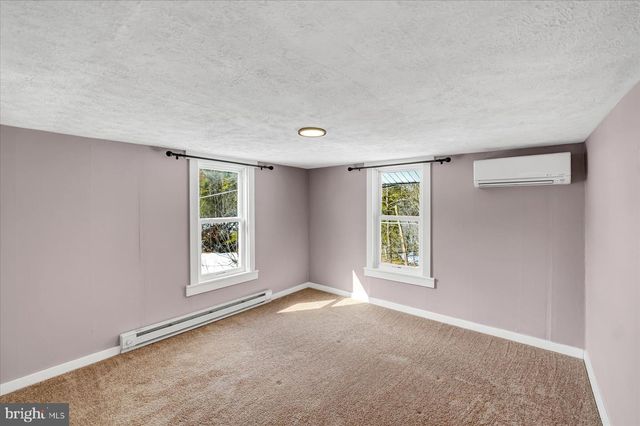 117 DRY TOP RD, Bellefonte, PA 16823