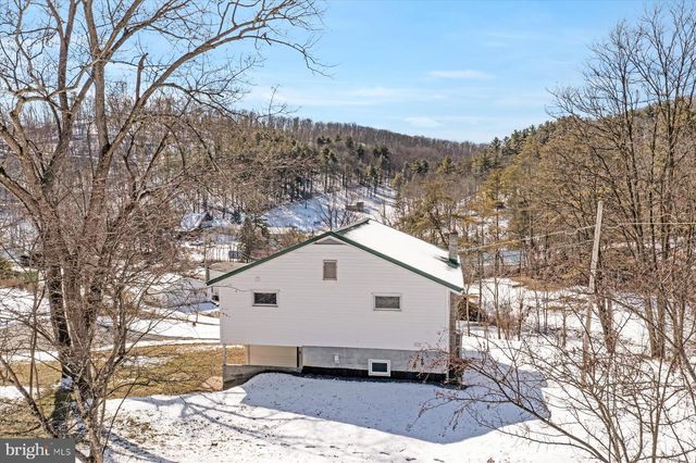 117 DRY TOP RD, Bellefonte, PA 16823