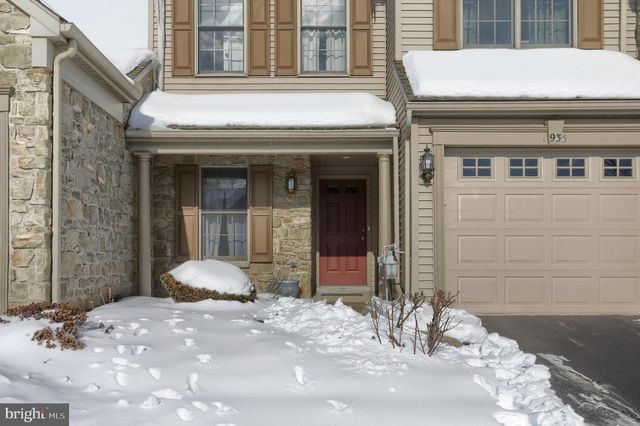 1935 LIMESTONE DR, Hummelstown, PA 17036