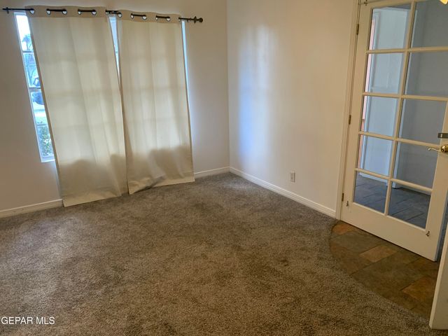 10137 HONOLULU Drive, El Paso, TX 79925