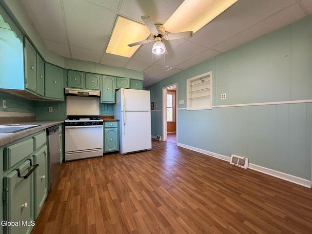 378 Bradford Road, Schenectady, NY 12304