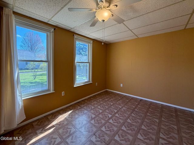 378 Bradford Road, Schenectady, NY 12304