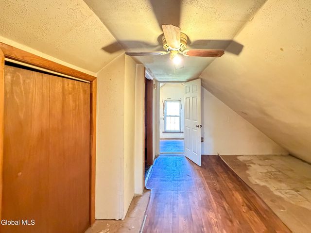 378 Bradford Road, Schenectady, NY 12304