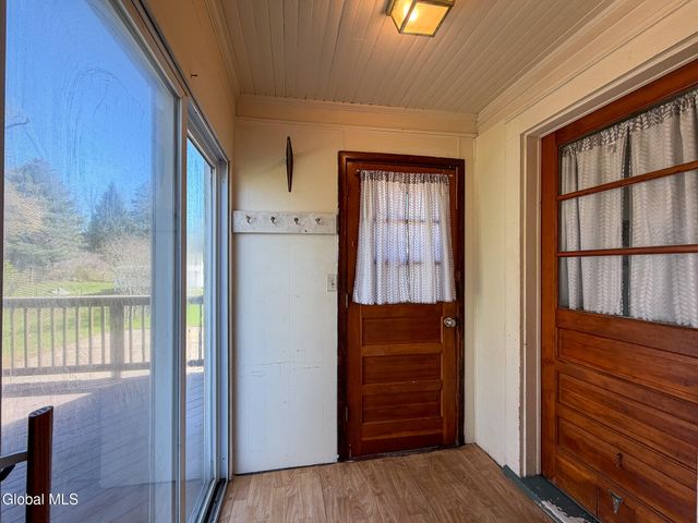 378 Bradford Road, Schenectady, NY 12304