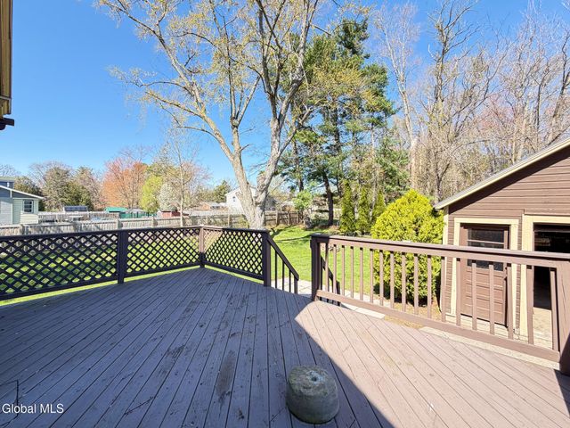 378 Bradford Road, Schenectady, NY 12304