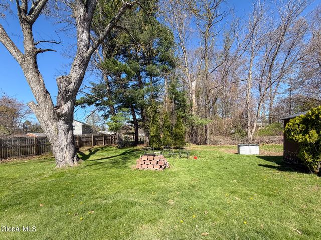 378 Bradford Road, Schenectady, NY 12304