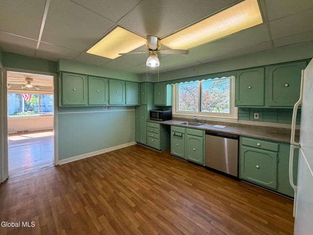 378 Bradford Road, Schenectady, NY 12304