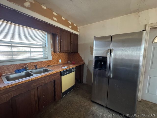 8072 S US Hwy 69, Mcalester, OK 74501