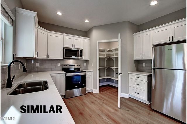 532 Catalina Court, Jonesborough, TN 37659