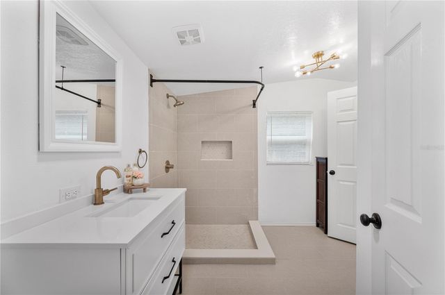 4218 LAKE HANCOCK ROAD, Lakeland, FL 33812