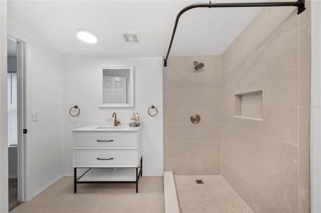 4218 LAKE HANCOCK ROAD, Lakeland, FL 33812