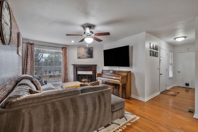 4855 Shoshone Dr, Old Hickory, TN 37138