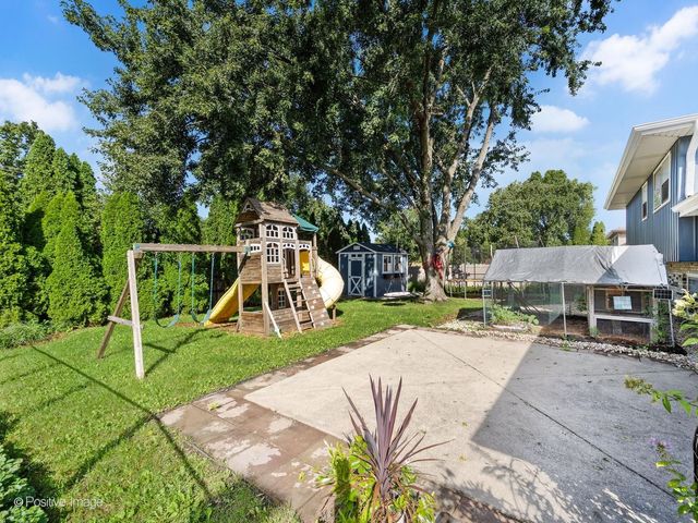 7014 Wilcox Avenue, Darien, IL 60561