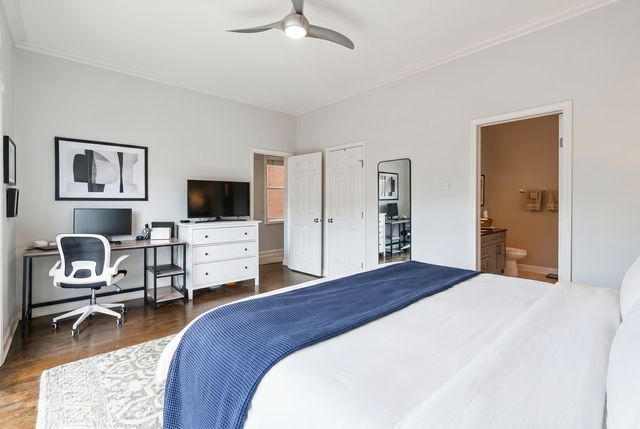 929 W George Street 3, Chicago, IL 60657
