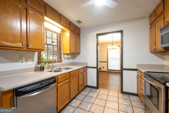 484 Cana Of Galilee Court, Tucker, GA 30084