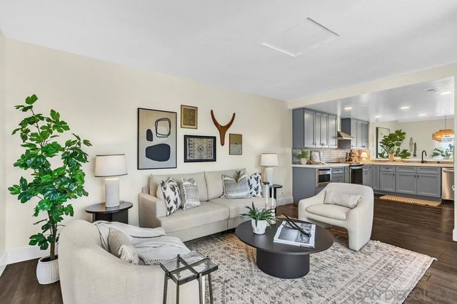 11530 Alkaid, San Diego, CA 92126