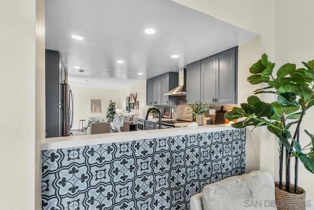 11530 Alkaid, San Diego, CA 92126