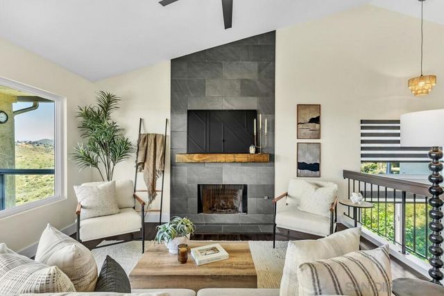 11530 Alkaid, San Diego, CA 92126