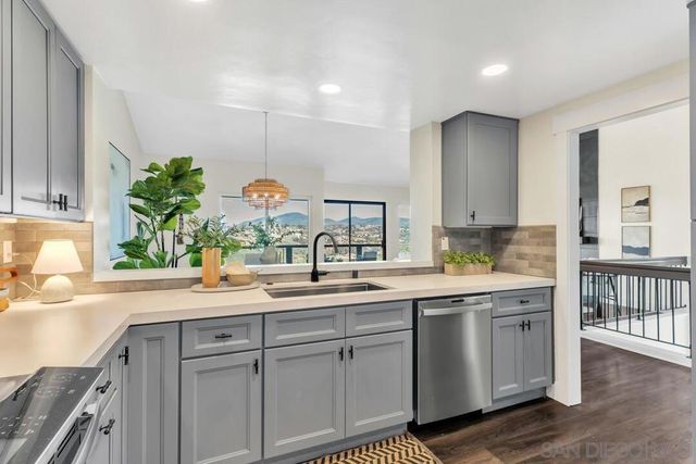 11530 Alkaid, San Diego, CA 92126