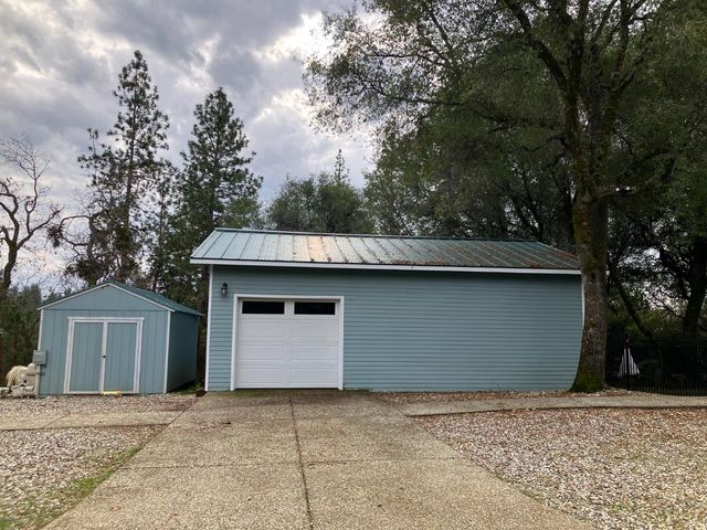 17550 Lueders Ct, Fiddletown, CA 95629