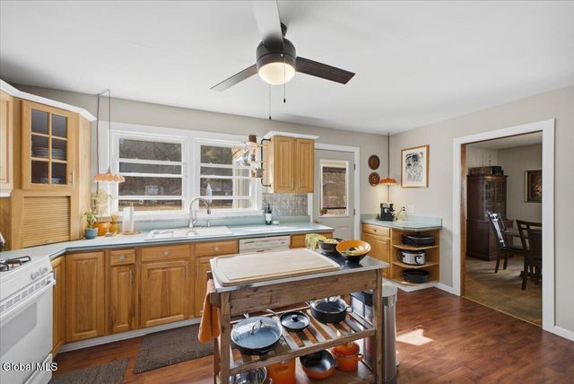 4 Washburn Street, South Glens Falls, NY 12803