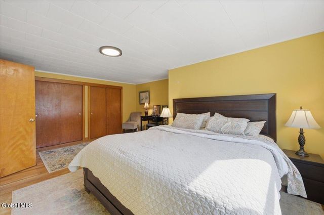 4 Washburn Street, South Glens Falls, NY 12803