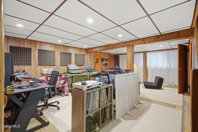 4 Washburn Street, South Glens Falls, NY 12803