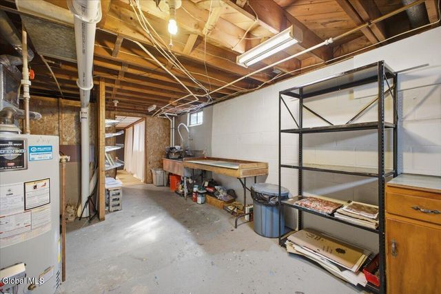 4 Washburn Street, South Glens Falls, NY 12803