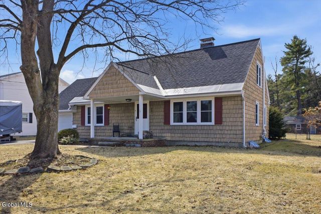 4 Washburn Street, South Glens Falls, NY 12803