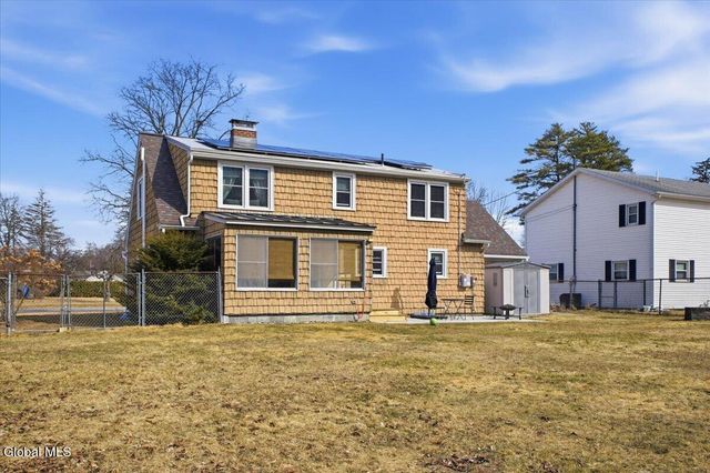 4 Washburn Street, South Glens Falls, NY 12803