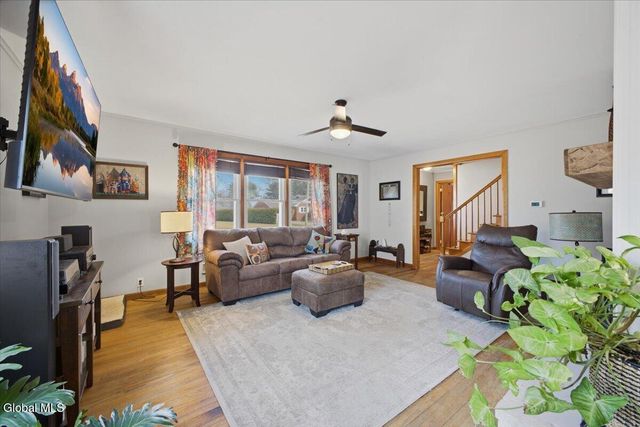 4 Washburn Street, South Glens Falls, NY 12803