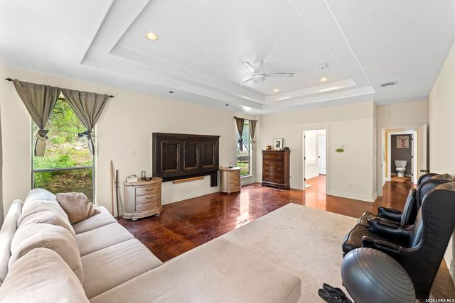 17132 BANDERA RD, Helotes, TX 78023