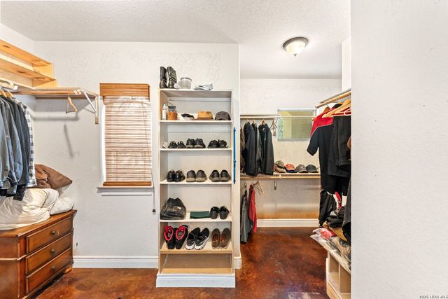17132 BANDERA RD, Helotes, TX 78023