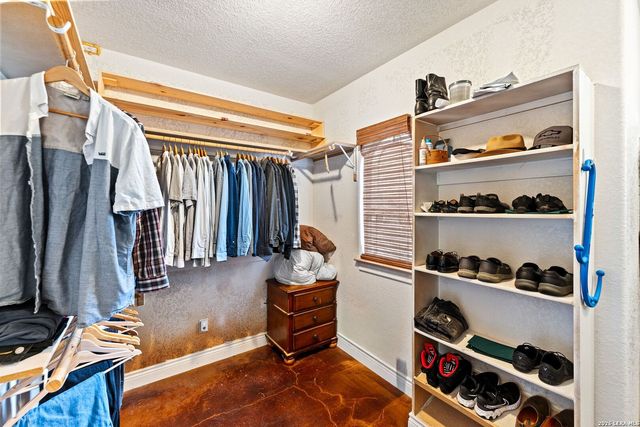 17132 BANDERA RD, Helotes, TX 78023