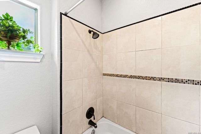 17132 BANDERA RD, Helotes, TX 78023