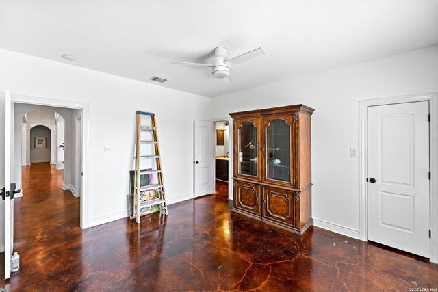 17132 BANDERA RD, Helotes, TX 78023