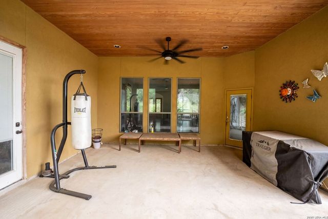 17132 BANDERA RD, Helotes, TX 78023