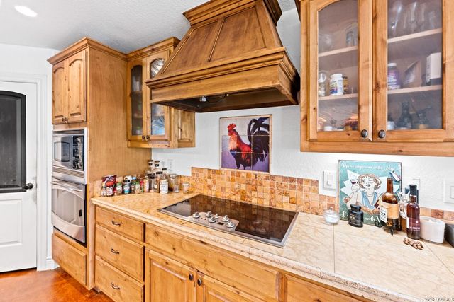 17132 BANDERA RD, Helotes, TX 78023