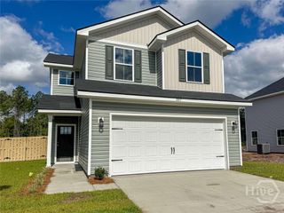 44 Medler Court NE, Ludowici, GA 31316