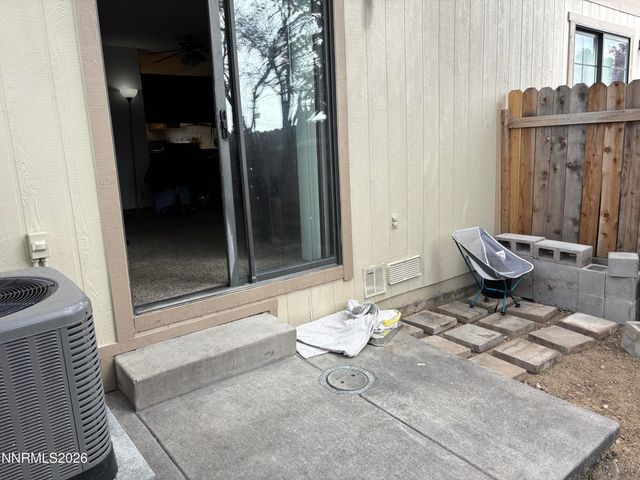 4985 W 7th Street APT 13, Reno, NV 89503