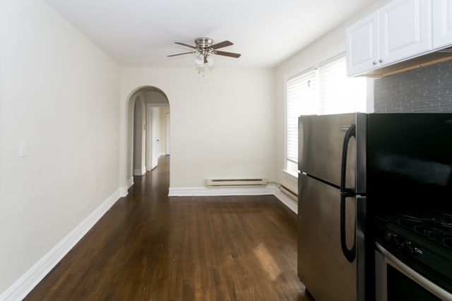 918 Green Bay Road 3G, Winnetka, IL 60093